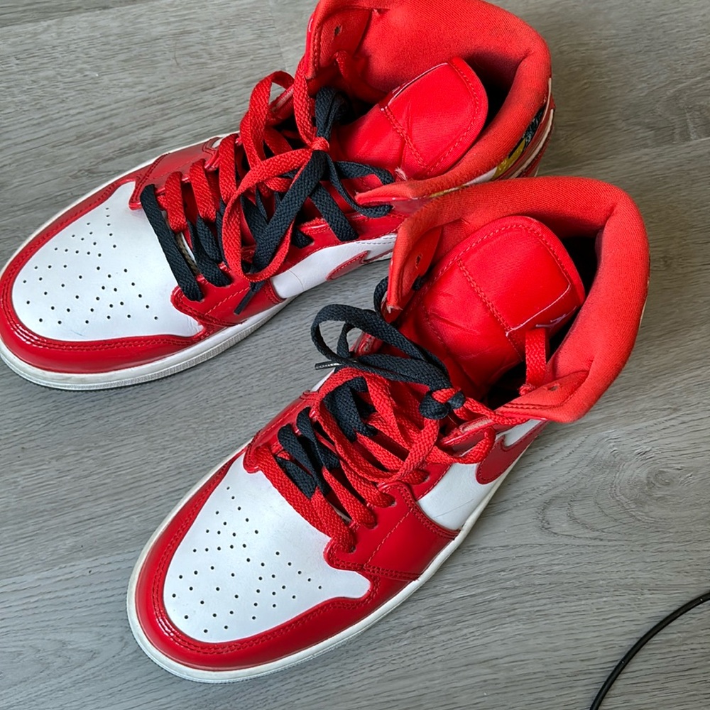 red and white air jordan ones lightning used